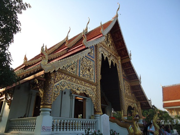 chiangmai thailand dragon temple 2